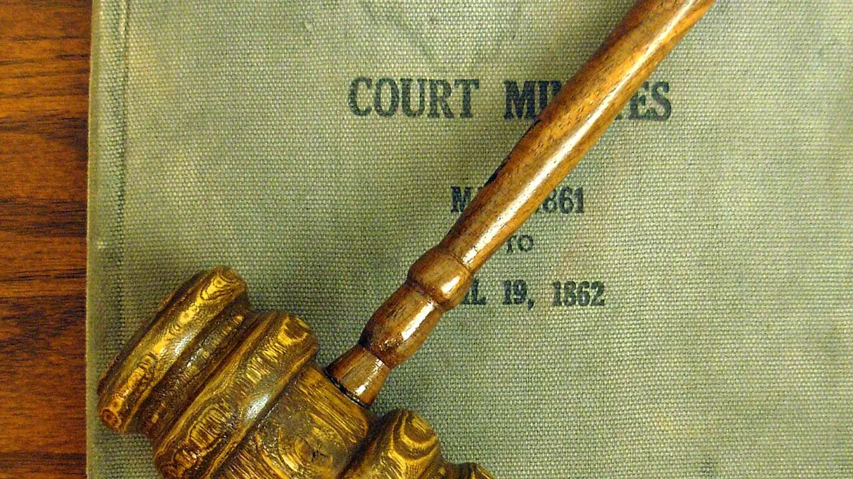 cloudbet es legal en argentina - judge gavel