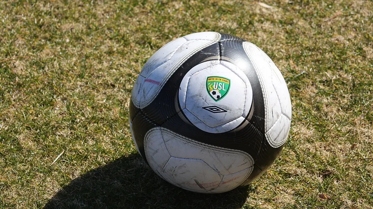 Football on a pitch - apuestas tenis dai argentina